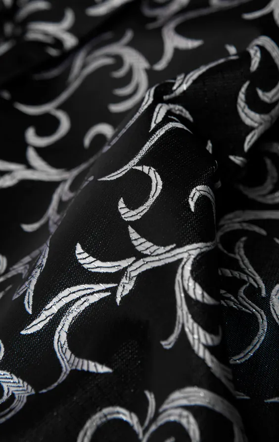 Black/Silver Edwardian Swirl Jacquard Cravat - photo 1