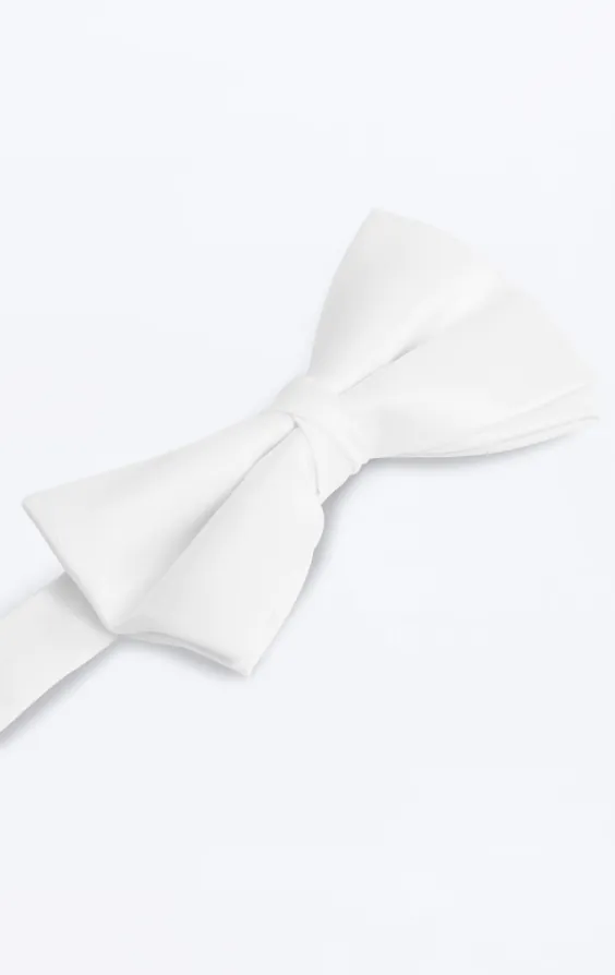 White Poly Bow Tie (Pre-Tied & Self-Tie) - photo 1 White Poly Bow Tie (Pre-Tied & Self-Tie) - photo 1