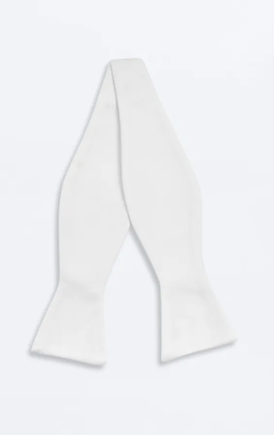 White Poly Bow Tie (Pre-Tied & Self-Tie) - photo 2 White Poly Bow Tie (Pre-Tied & Self-Tie) - photo 2