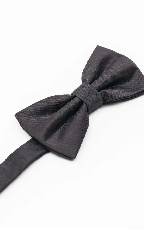Dark Gray Dupion Bow Tie - photo 1 Dark Gray Dupion Bow Tie - photo 1