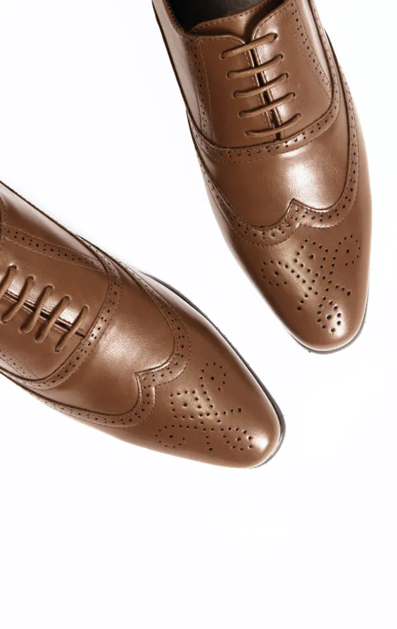 Tan Oxford Brogue Shoes - photo 1 Tan Oxford Brogue Shoes - photo 1