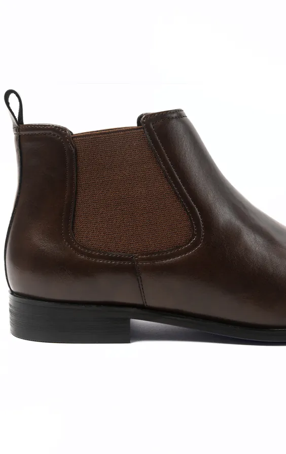 Dark Brown Chelsea Boots - photo 4 Dark Brown Chelsea Boots - photo 4