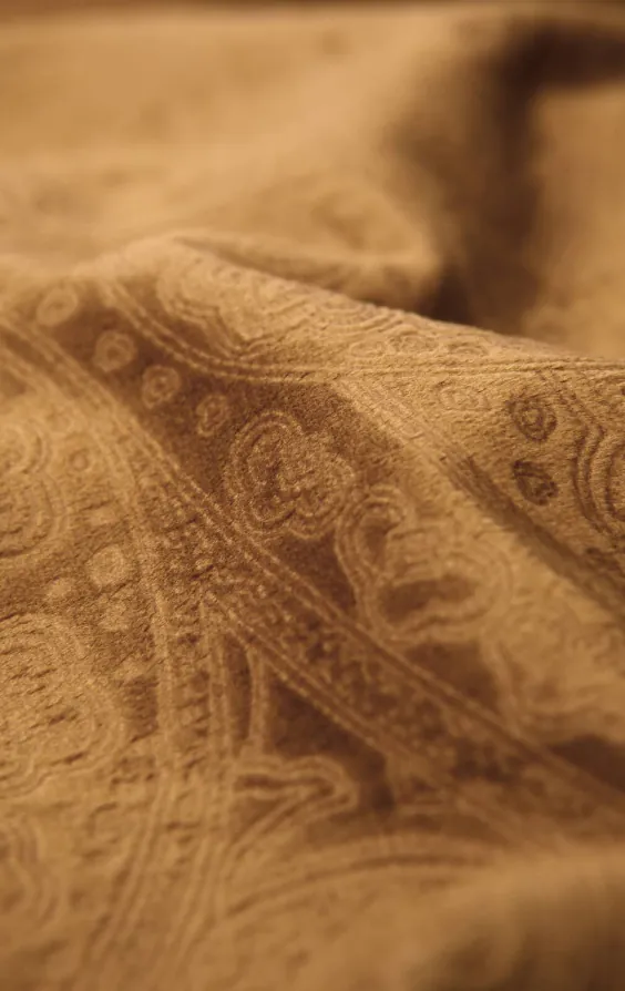 Gold Paisley Velvet Tuxedo with Black Pants - photo 7 Gold Paisley Velvet Tuxedo with Black Pants - photo 7