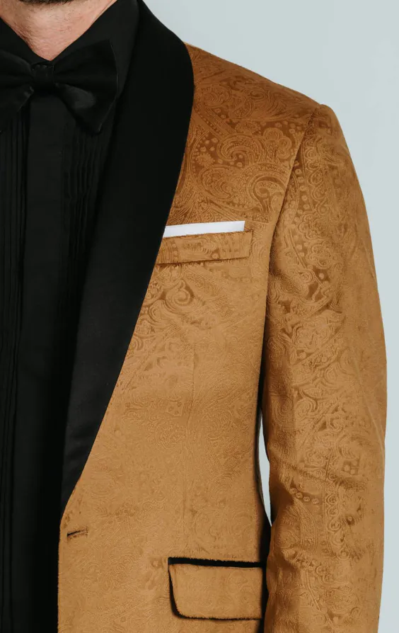 Gold Paisley Velvet Tuxedo with Black Pants - photo 4 Gold Paisley Velvet Tuxedo with Black Pants - photo 4