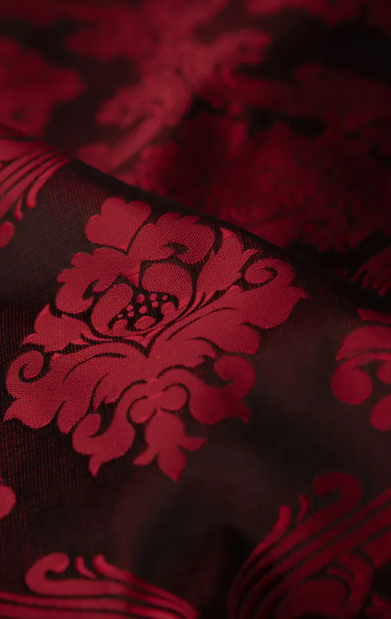 Red Victorian Patterned Jacquard Handkerchief - photo 2