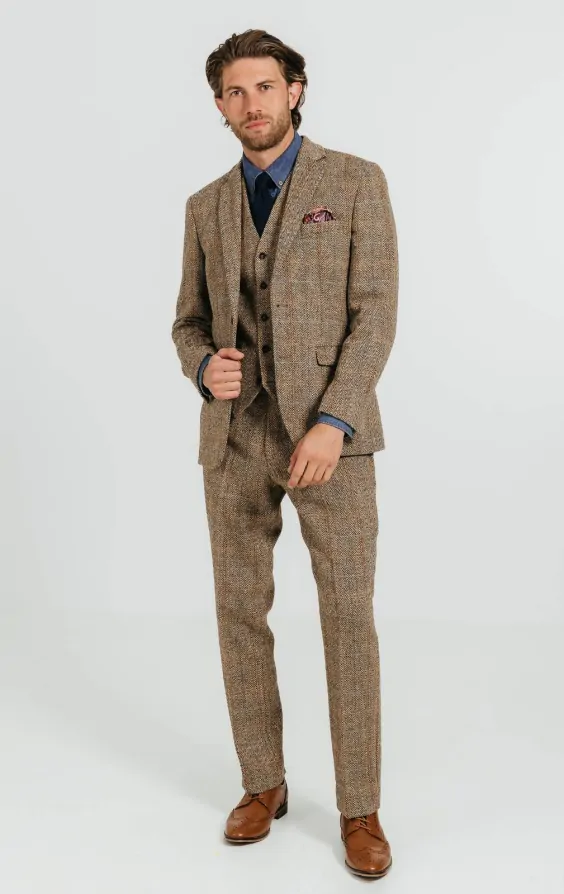 Harris Tweed of Scotland Brown Windowpane Check Tweed Suit | Dobell
