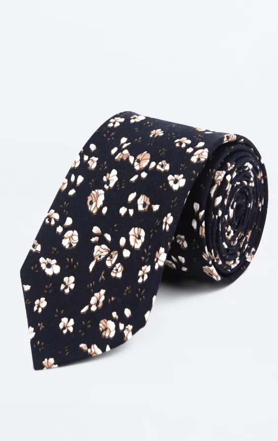 Blue and White Floral Necktie Blue and White Floral Necktie