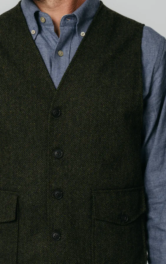 Green Herringbone Tweed Vest with Patch Pockets - photo 2 Green Herringbone Tweed Vest with Patch Pockets - photo 2